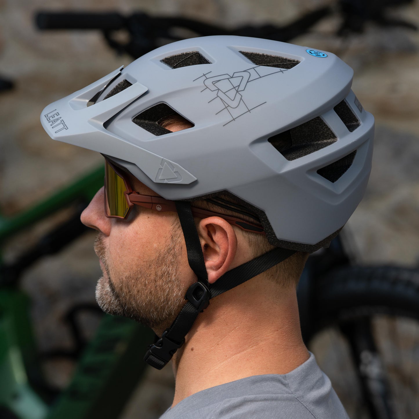 Helmet MTB AllMtn 1.0 - Titanium